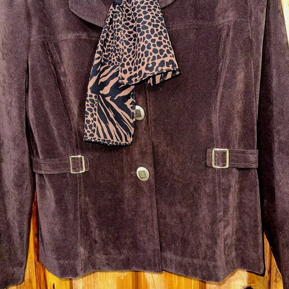 Rich Chocolate Faux-Suede 2-Piece Pant Suit w/ Leopard Scarf • Petite 8 • Retro - Picture 6 of 9